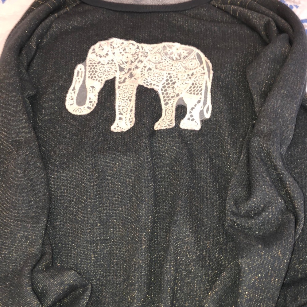 Elephant print sweatshirt !!!